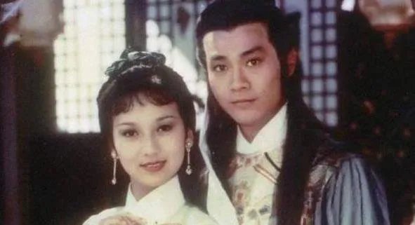 沈殿霞和郑少秋究竟是什么关系,他们之间有何恩怨纠葛?
