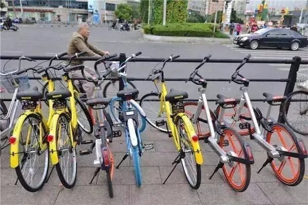 为什么共享单车接连倒闭?