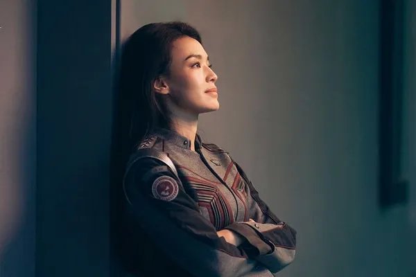 怎么评价《上海堡垒》这部电影?为什么豆瓣评分那么低?