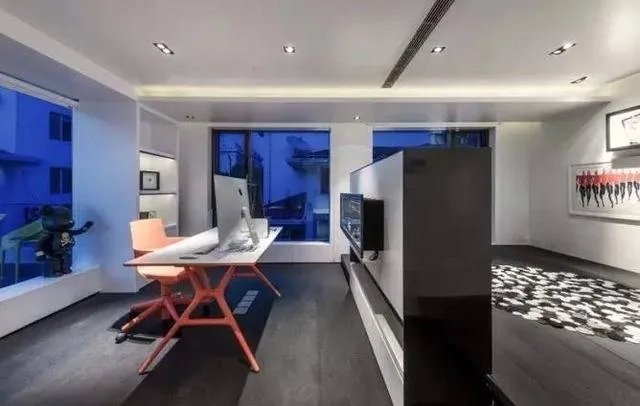 只有极简风才能hold住的豪品别墅，既美又有品！