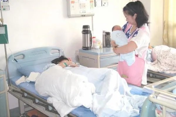月嫂靠谱么?找月嫂去哪找比较好?