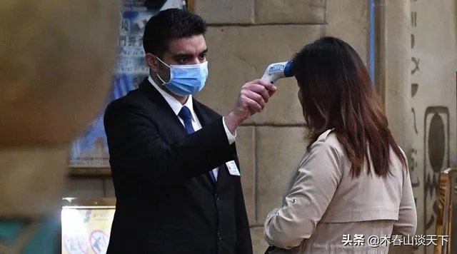 美国宣布进入紧急状态,当地华侨应该怎么团结自救?