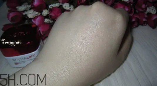 欧莱雅复颜抗皱日霜好不好?欧莱雅复颜抗皱日霜怎么样?