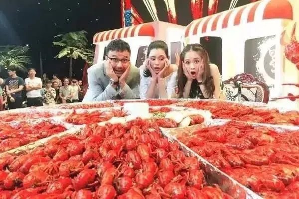 广州白云区发生吃小龙虾中毒事件导致5人死亡是真的吗?