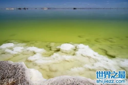 中国矿化度最严重的湖泊:察尔汉盐湖