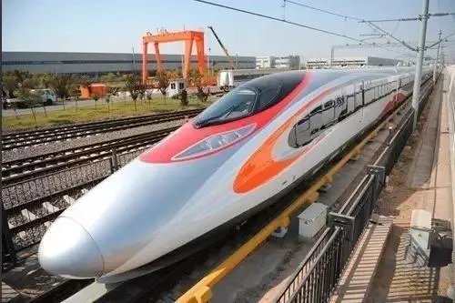 中国高铁复兴号今天首发,复兴号和谐号有什么区别?