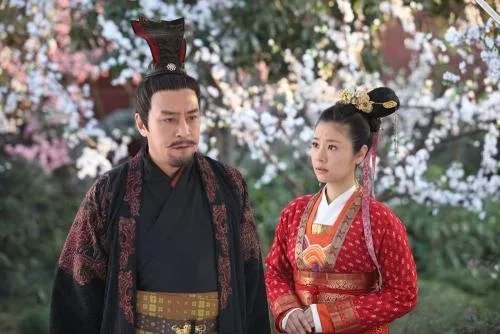 全集电视剧《倾世皇妃》哪些演员出演了?