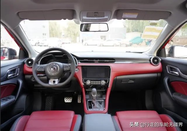 10万买什么车,内饰要好看?