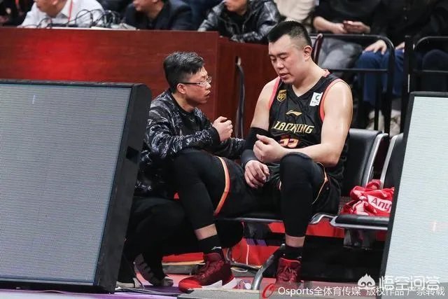 韩德君受伤,坑了辽宁,更坑了广东,早知道韩受伤,花那么多钱换外援干哈,你认为呢?
