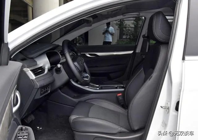 10万买什么车,内饰要好看?