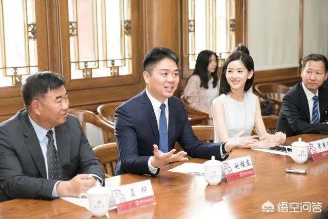 如何看待刘强东、章泽天一起滑雪的事情？