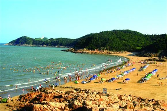 象山松兰山沙滩在哪？