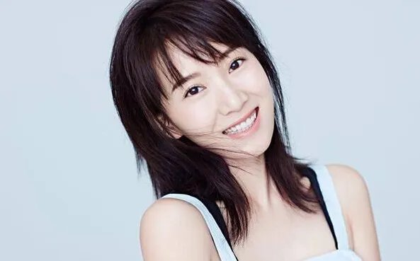 李念与刘嘉玲合照引起关注了吗?