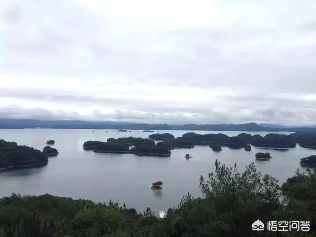 想去千岛湖旅游，但是不知道那里有什么好吃的，能介绍下吗？
