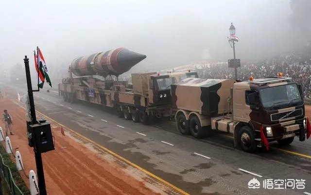 美国为什么不直接对伊朗发射核导弹呢？反正他无法拦截，也打击不到美本土？