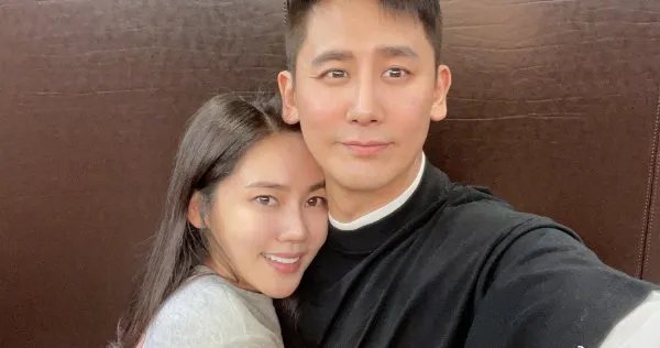于晓光秋瓷炫晒新年合照，粉丝留言却让人太扫兴，发生了什么事？
