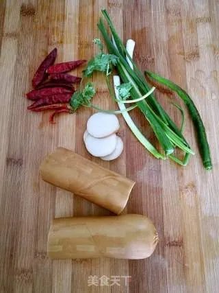 凉拌豆腐卷