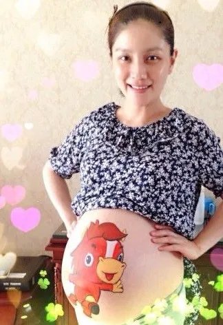 胡可大肚照曝光 怀二胎幸福满满