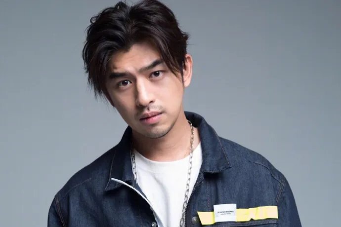 郭碧婷初恋男友疑似陈柏霖,陈柏霖与向佐谁和郭碧婷更配?