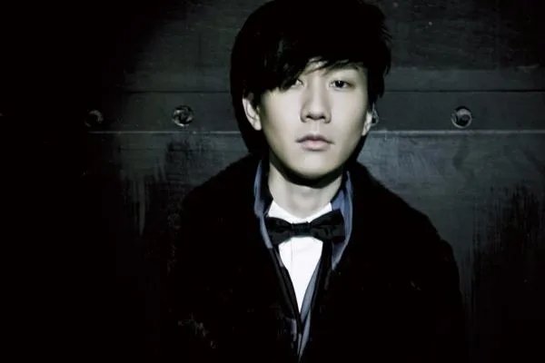 林俊杰的个人生活怎么样?有女朋友了吗?