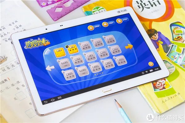 不上辅导班,也能让孩子拿满分,读书郎G100A深度体验