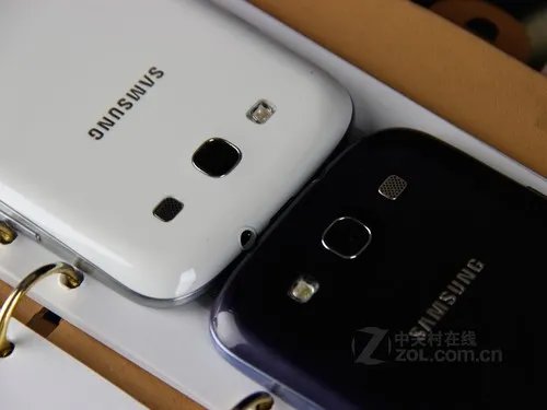 移动版I9300 四核三星I9308仅售3700元
