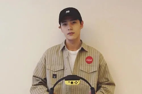 撒野的两位男主为什么被替换掉了?