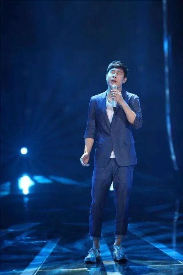 对东北农村子弟来说,学二人转表演是一条出路吗?