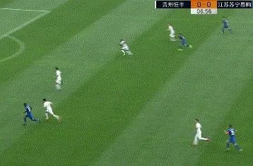 江苏苏宁客场3比1击败贵州恒丰,你认为从这场比赛中间看到了怎样的变化?