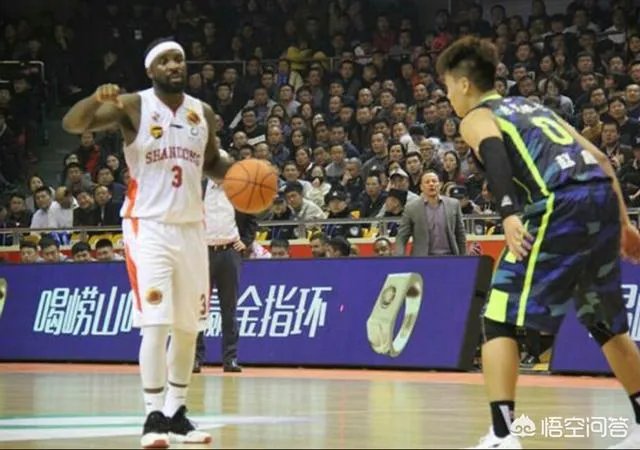 山东队季后赛越来越近,换外援突然悄无声息,怎么回事啊?