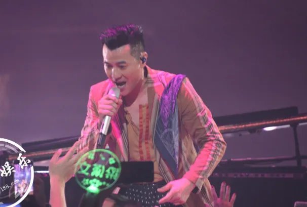 梁汉文十大经典歌曲排行榜:《七友》上榜,第二让人难忘