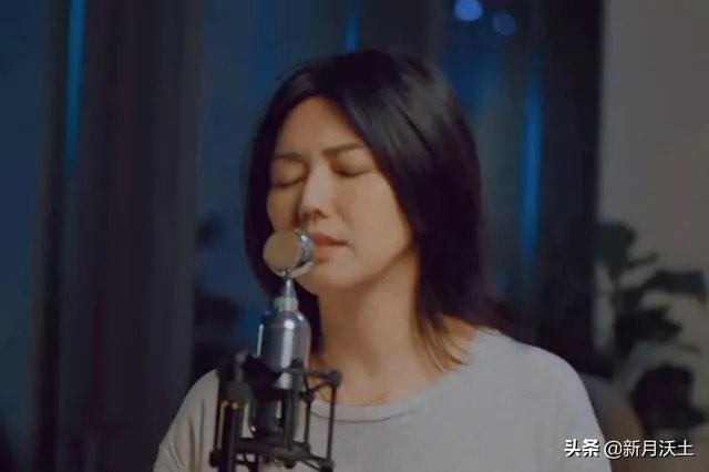 孙燕姿出道20周年直播，你们怎么看？