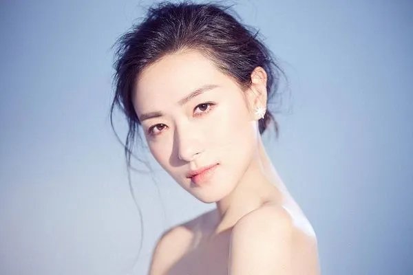 万茜经纪人发长文回应争议,从《浪姐》爆火到如今翻车,她都经历了什么?