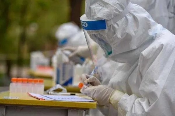 乌鲁木齐调整小区防控政策,新政策是什么?
