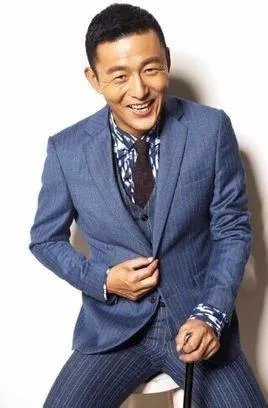 光影中陈洪亮的扮演者是谁？