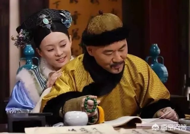 《甄嬛传》里有哪些情节,是你刷第二三遍才会看明白的?