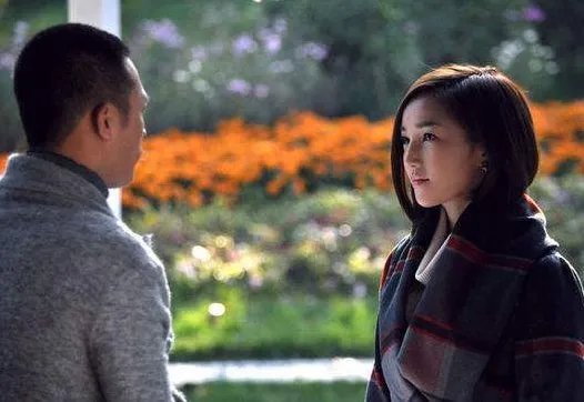 对于一个女人来说,再婚和复婚哪一个未来更安稳?