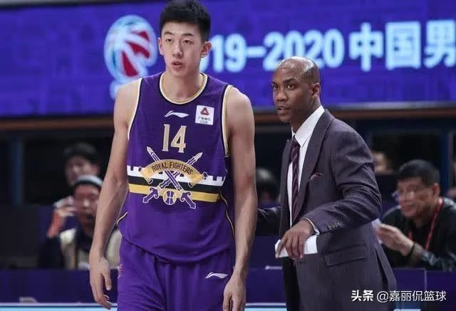 孙悦轮休,北控4分险胜广州,福格准四双,如何评价?
