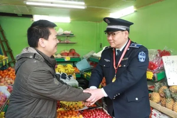 武汉城管和小贩有什么故事？被拍成了什么电影？