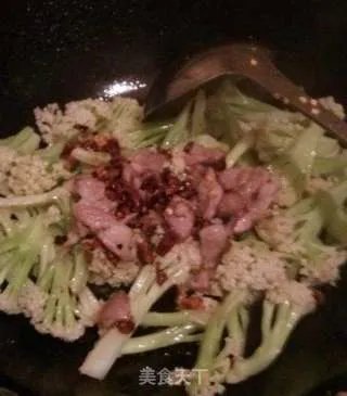 有机菜花炒肉