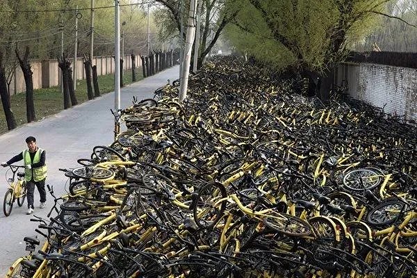 为什么共享单车接连倒闭?