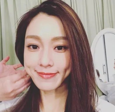 张韶涵新歌疑似回应范玮琪，这俩“姐妹”感情比电视剧还精彩，怎么回事？