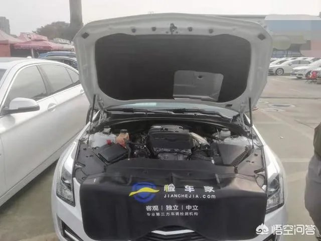 对于最近很火的凯迪拉克追高铁事件怎么看?