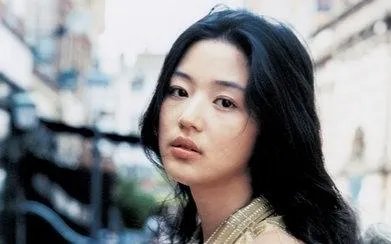 一次性毁掉女朋友的10只口红,会发生什么?