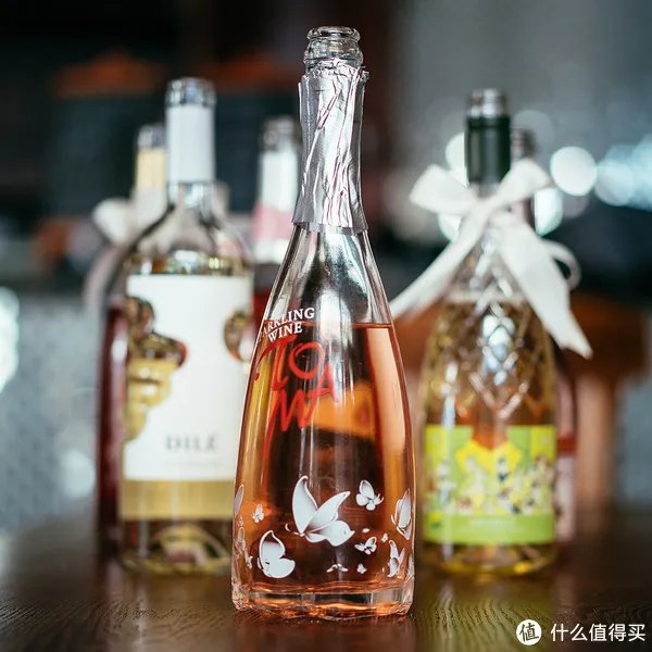 寻找最佳糖水：7款淘宝爆款起泡酒横评