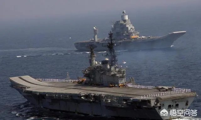 辽宁舰改造完毕今已出海,4月23日海军节阅舰式,双航母编队可期待吗?