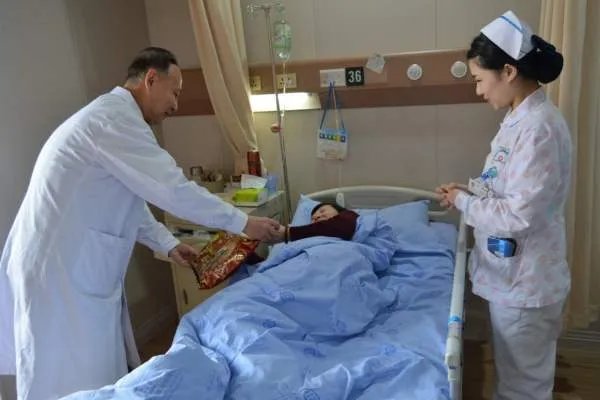 三地疫情同一问题中,大连疫情和早前北京疫情有没有关系?