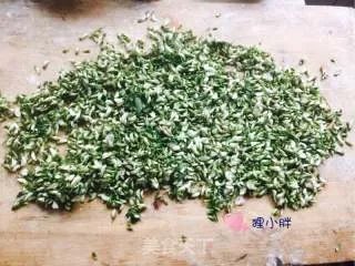 蒸槐花