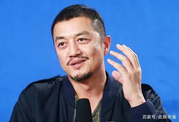 吴彦祖陷秃顶危机,黄晓明最意外, 5位遭遇“头发危机”的男明星都有谁?