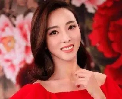 被“嫁”60岁老头后,李思思落泪数次,为什么?